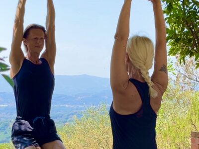 Lo yoga può essere un’alternativa alla ginnastica posturale?